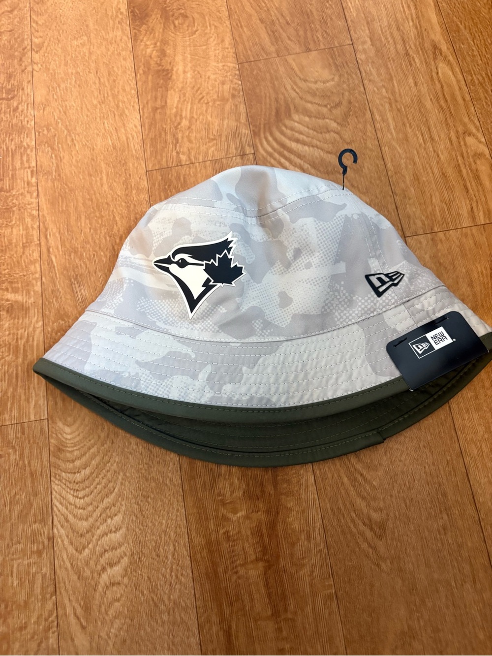 New Era Reversible Mens Blue Jays Armed Forces Bucket Hat